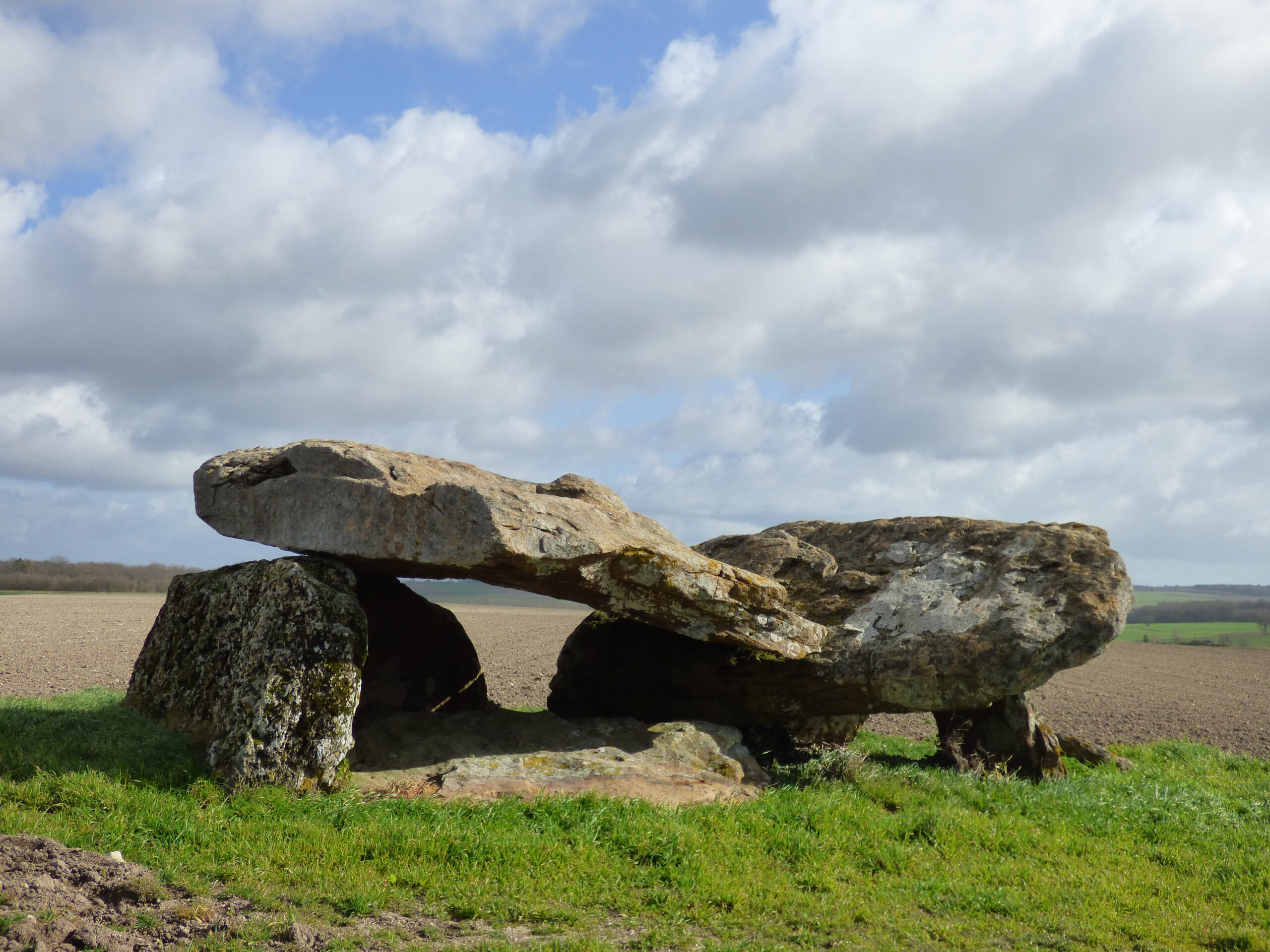 Dolmen de Ligré (37), ©Société d’Histoire de Chinon Vienne & Loire